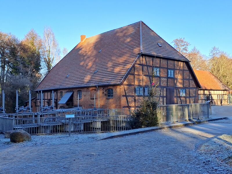 Datei:Kuchelmiss-Wassermuehle-Muehlen-MV-Foto-Arlt-2025-4.jpg