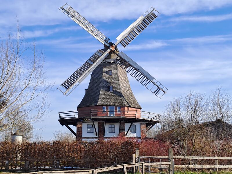 Datei:Lichtenhagen-2-Windmuehle-Muehlen-MV-Foto-Arlt-2025-1.jpg