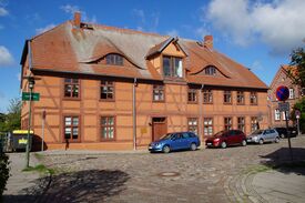 Wassermühle Plau am See die Alte Mühle - Vorderansicht des Fachwerkgebäudes 2024