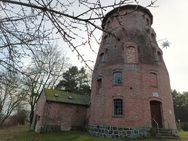 Windmühle in Boock - Ansicht der ehemaligen kombinierten Wind- Wassermühle 2024
