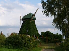 Windmühle Dambeck - Skulturenpark von Norden 2024