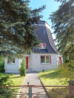 Windmühle Dargun II- Eingang zur Mühle 2024