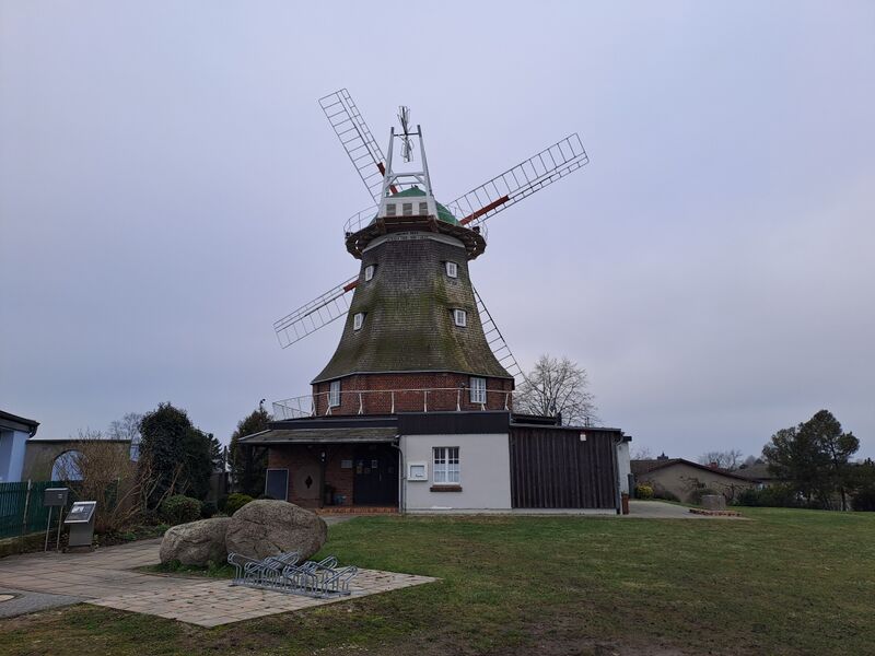 Datei:Kroepelin-Windmuehle2-Muehlen-MV-Foto-Arlt-2025-3.jpg