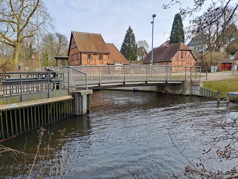 Datei:Schwerin-Schleifmuehle-Wassermuehle-Muehlen-MV-Foto-Arlt-2025-3.jpg
