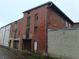 Motormühle Lassan Ansicht von der Straße