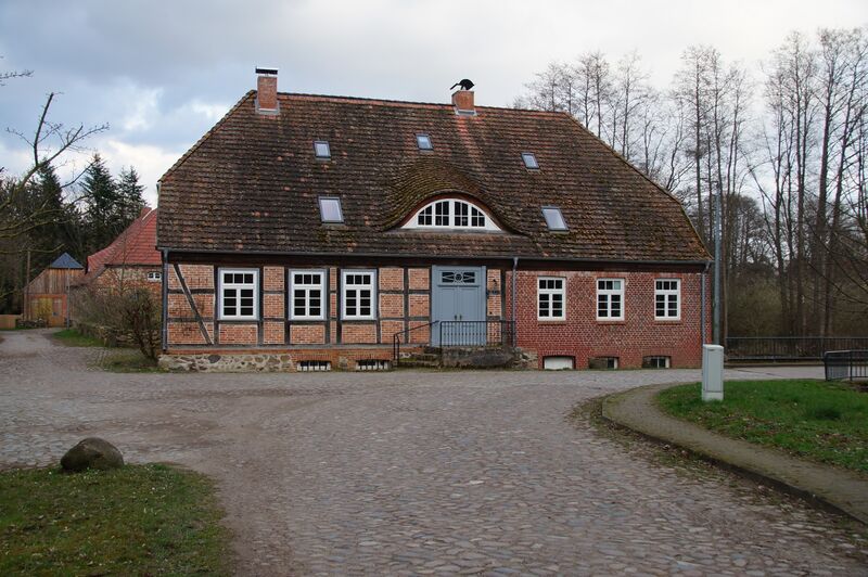 Datei:Eickhof-Wassermuehle-Muehlen-MV-Foto-Arlt-2024-1.JPG