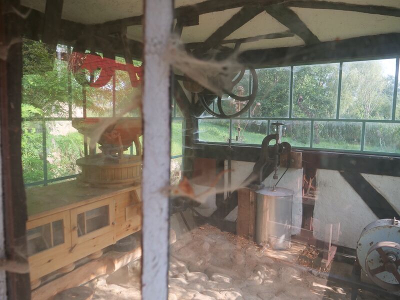 Datei:Wassermühle Müggenwalde Bild 2.jpg