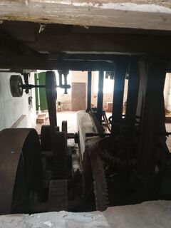 Wassermühle Ziddorf - Reste der Antriebstechnik im Keller 2024