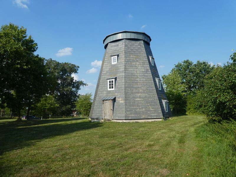 Datei:Siedenbollentin-Windmuehle-Muehlen-MV-Foto-Arlt-2022-1.JPG