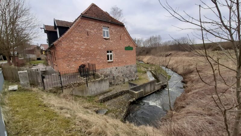 Datei:Wassermühle Schloen Bild 1.jpg