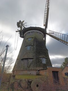 Windmühle iBenz auf Usedom - Ansicht auf den Kellerzugang 2024