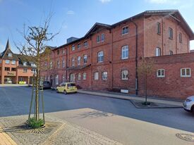 Wassermühle Wittenburg - Ansicht der Straßenseite mit Mühle und Turbinenhaus 2025