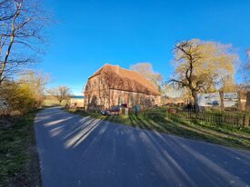 Wassermühle Roidin - Ansicht der Mühle von Straße 2025