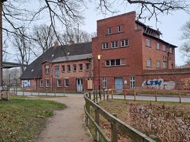 Wassermühle Neubukow - Ansicht Mühlenteil und Wohnteil 2025