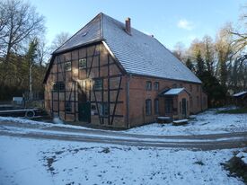 Wassermühle Kuchelmiß -Mühle auf Mühleninsel Ansicht der Hofseite 2025
