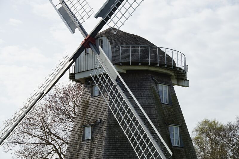 Datei:Ahrenshoop-Windmuehle-Muehlen-MV-Foto-Arlt-2024-2.JPG